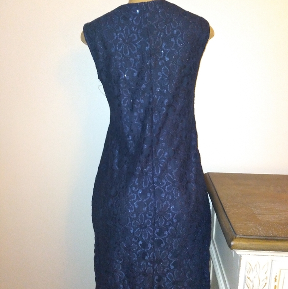 R&M Collection. New navy blue laced lined dress with tiny sparkles. Size: 8 - Picture 6 of 10